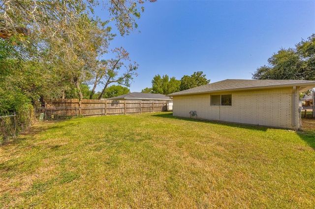12938 S Coast Drive, Houston, TX 77047