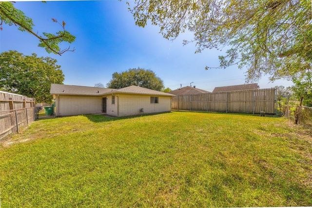 12938 S Coast Drive, Houston, TX 77047