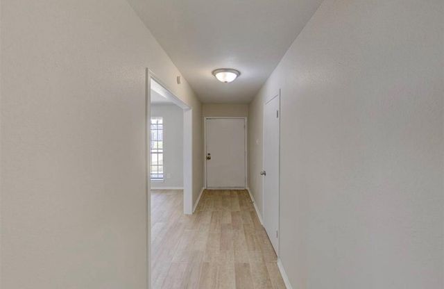 12938 S Coast Drive, Houston, TX 77047