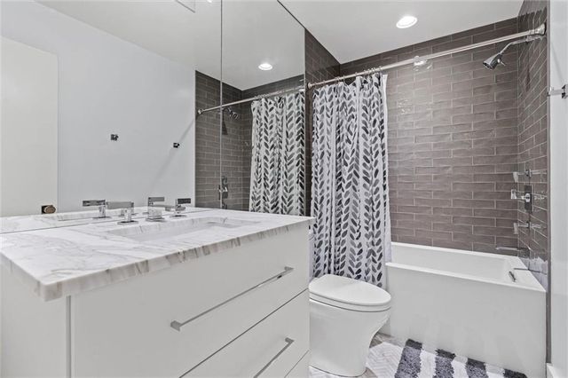 4009 Old Shell Road E12, Mobile, AL 36608