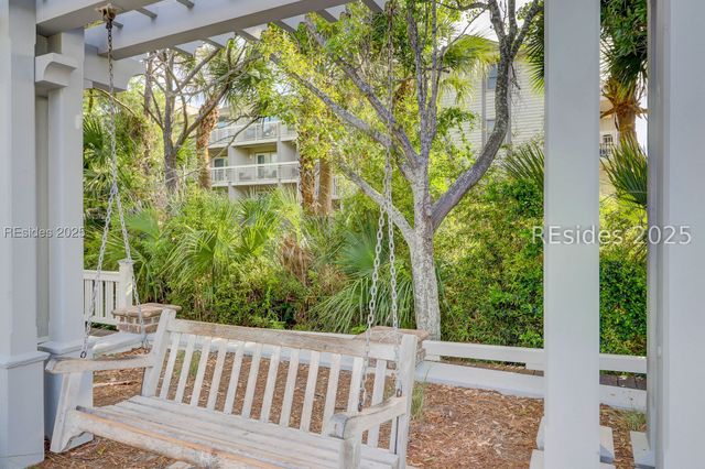 4 N Forest Beach Dr Apt 127, Hilton Head Island, SC 29928