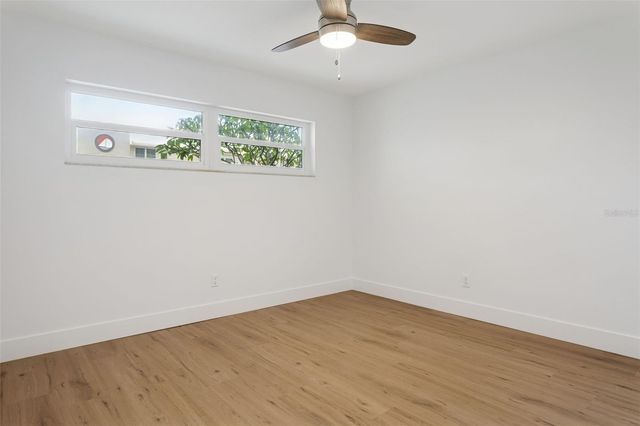 7405 BAY ISLAND DRIVE S 123, South Pasadena, FL 33707