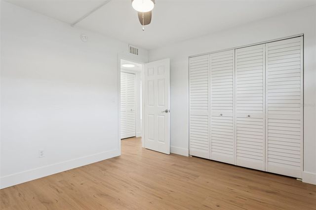 7405 BAY ISLAND DRIVE S 123, South Pasadena, FL 33707