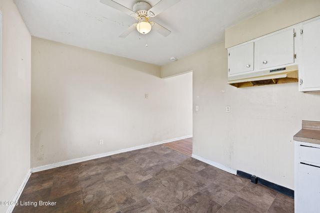 2507 Lamborne Blvd, Louisville, KY 40272