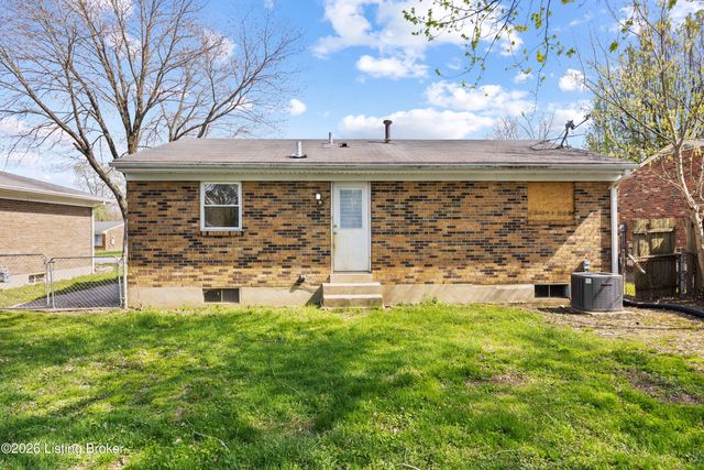 2507 Lamborne Blvd, Louisville, KY 40272