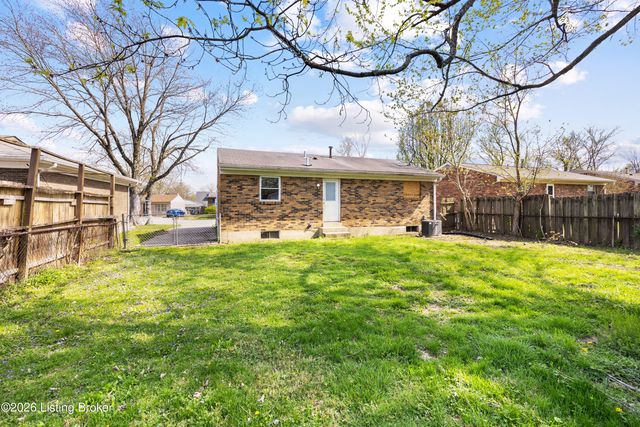 2507 Lamborne Blvd, Louisville, KY 40272