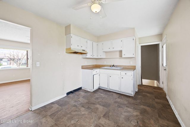 2507 Lamborne Blvd, Louisville, KY 40272