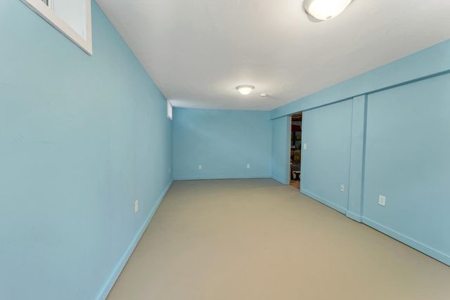 323 Governor Wentworth Highway, Tuftonboro, NH 03853