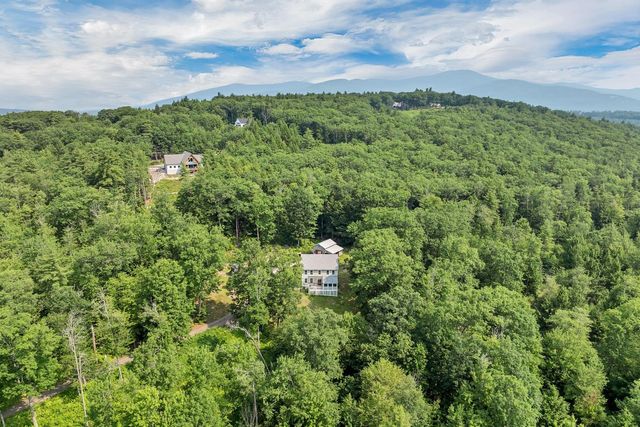 323 Governor Wentworth Highway, Tuftonboro, NH 03853