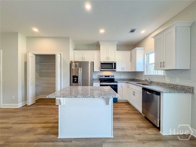 95 Heirloom Road, Hinesville, GA 31313