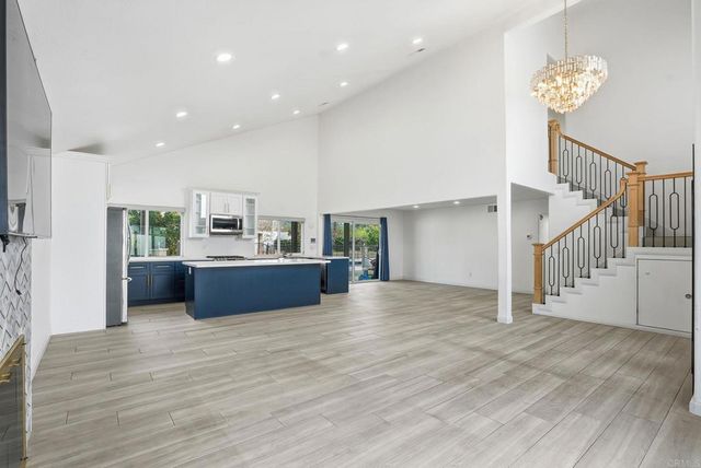 1668 1672 Spanish Oak Pl, El Cajon, CA 92019