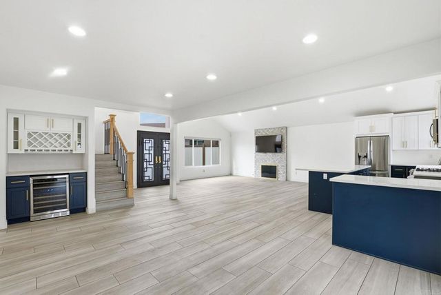 1668 1672 Spanish Oak Pl, El Cajon, CA 92019