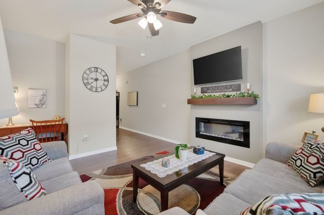 3318 NW Linwood Lane, Ankeny, IA 50023