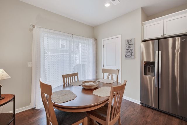 3318 NW Linwood Lane, Ankeny, IA 50023