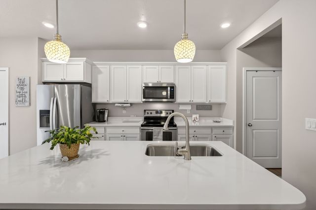 3318 NW Linwood Lane, Ankeny, IA 50023