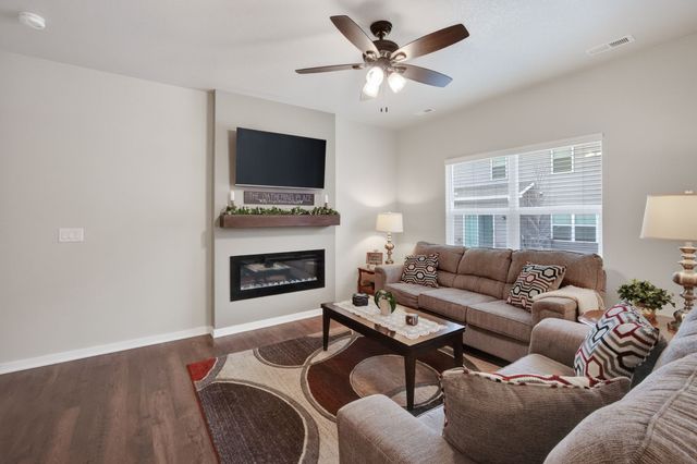 3318 NW Linwood Lane, Ankeny, IA 50023