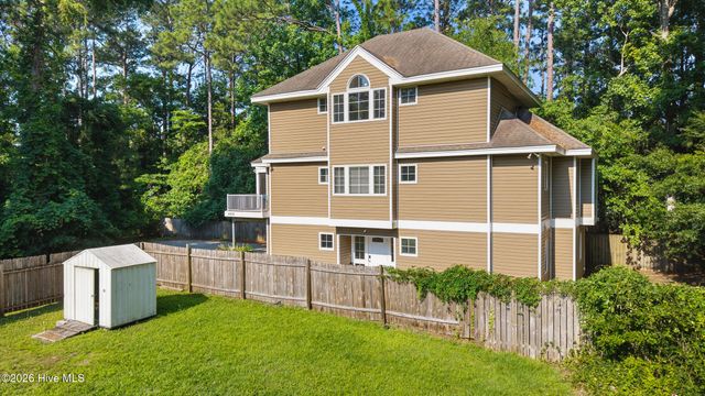 4806 Collegiate Drive, Wilmington, NC 28403