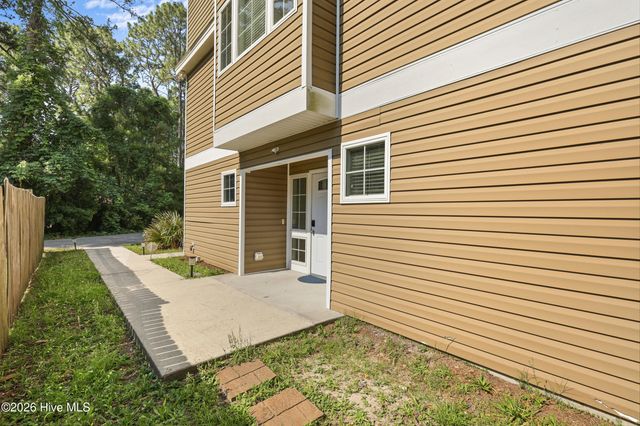 4806 Collegiate Drive, Wilmington, NC 28403