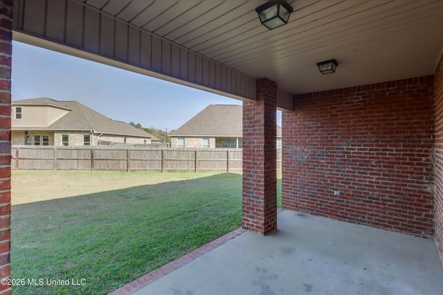 3776 River Trace Drive, D'iberville, MS 39540
