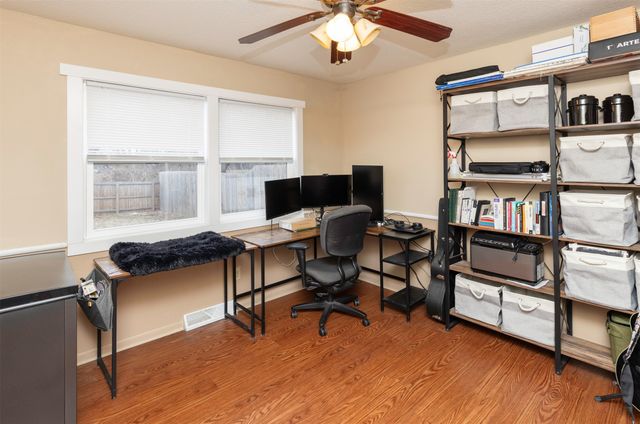 4501 Aurora Avenue, Des Moines, IA 50310