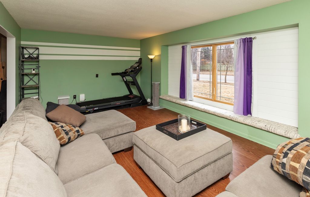 4501 Aurora Avenue, Des Moines, IA 50310