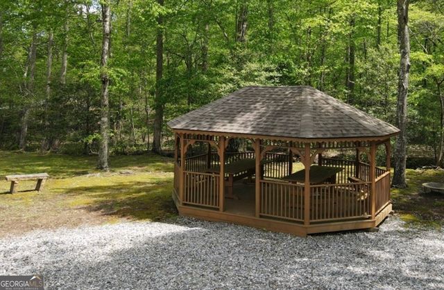 102 Badger Road, Blairsville, GA 30512
