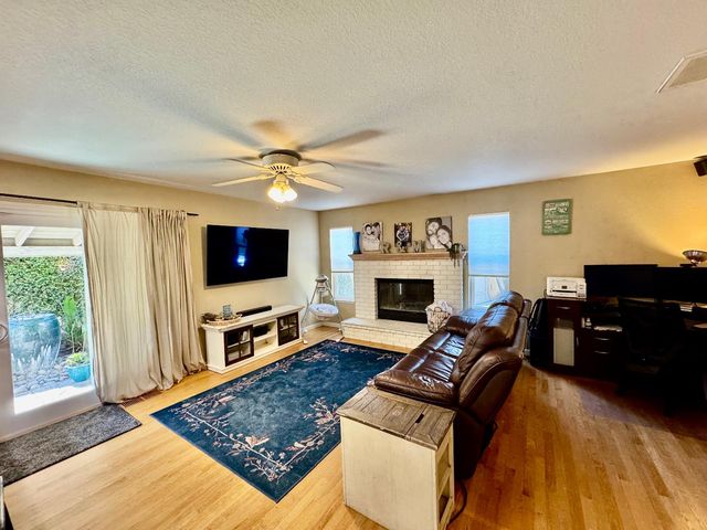 2304 Ridderkerk Cir, Modesto, CA 95356