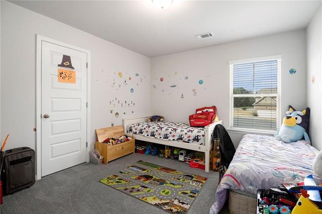 105 Mcentyre Court, Calhoun, GA 30701