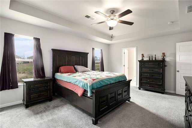 105 Mcentyre Court, Calhoun, GA 30701