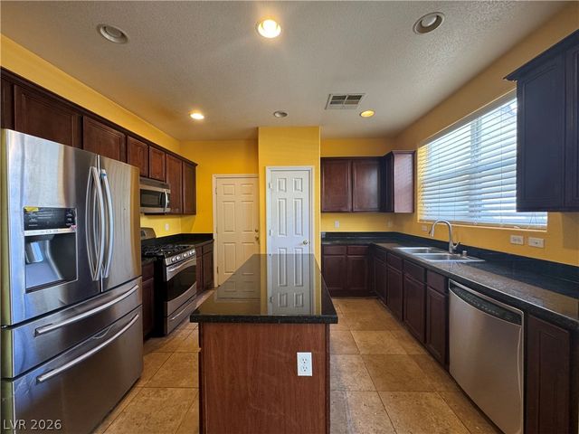 8986 Ellenbrook Street, Las Vegas, NV 89148
