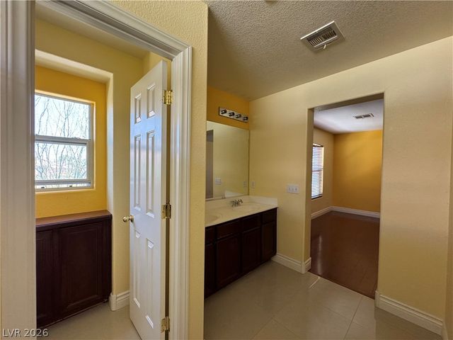 8986 Ellenbrook Street, Las Vegas, NV 89148