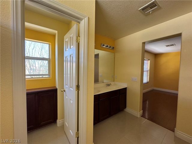 8986 Ellenbrook Street, Las Vegas, NV 89148
