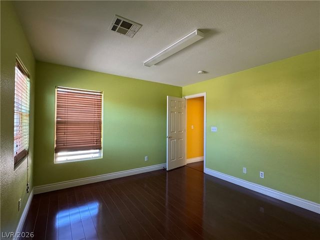 8986 Ellenbrook Street, Las Vegas, NV 89148