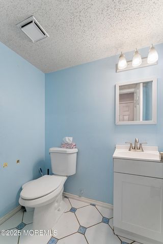 222 Liberty Bell Road, Toms River, NJ 08755