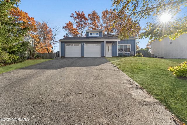 222 Liberty Bell Road, Toms River, NJ 08755