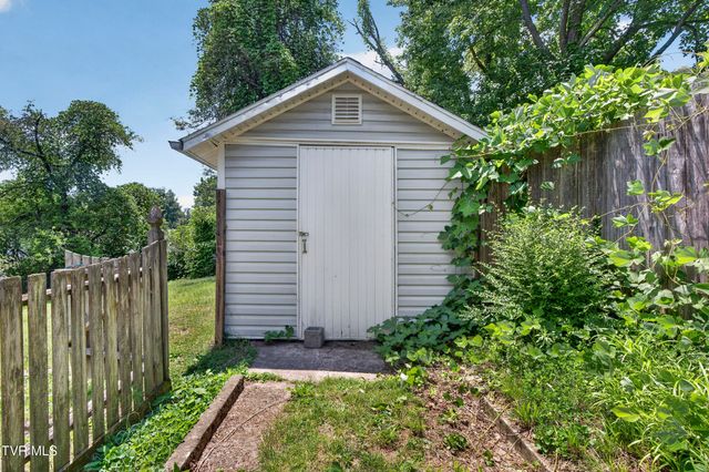 404 Maryland Avenue, Bristol, TN 37620