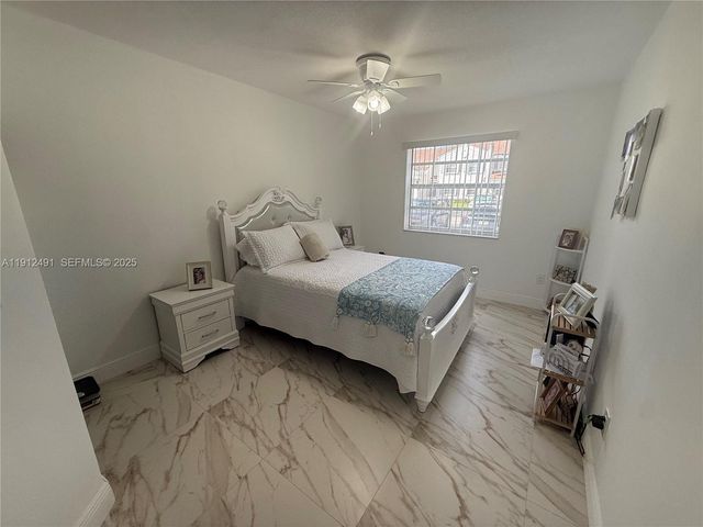 2203 SE 27th Drive 102A, Homestead, FL 33035