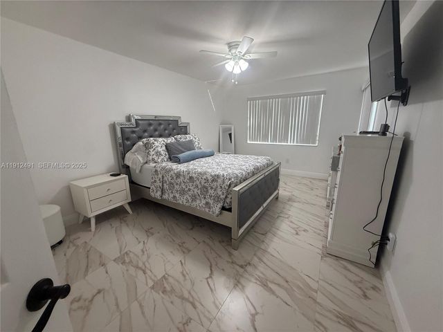 2203 SE 27th Drive 102A, Homestead, FL 33035