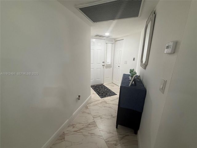 2203 SE 27th Drive 102A, Homestead, FL 33035