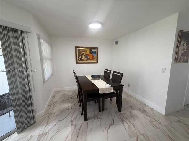2203 SE 27th Drive 102A, Homestead, FL 33035