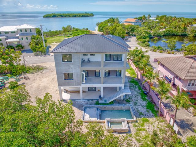 199 Stirrup Key Boulevard, Marathon, FL 33050