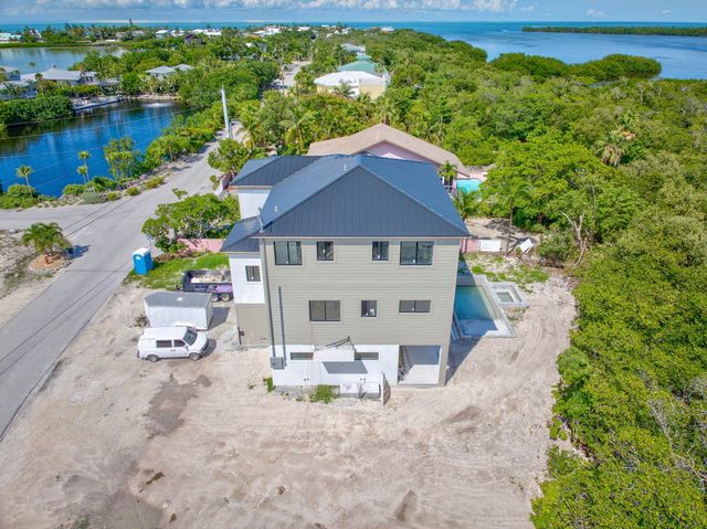 199 Stirrup Key Boulevard, Marathon, FL 33050