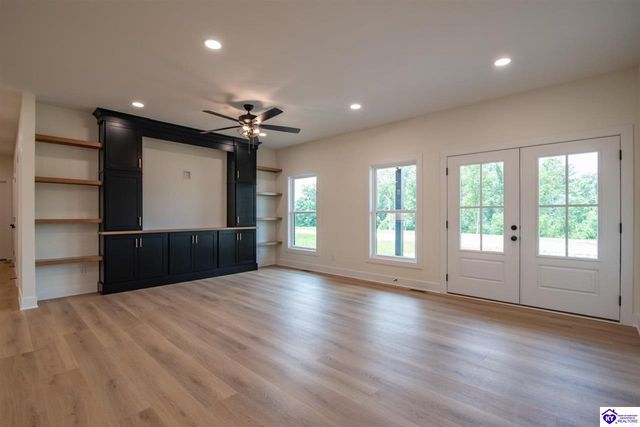 280 Still Meadow Ct, Elizabethtown, KY 42701