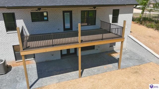 280 Still Meadow Ct, Elizabethtown, KY 42701