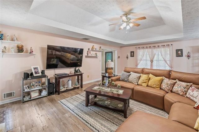 232 CLARKDELL Drive, Stockbridge, GA 30281