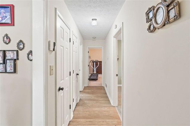 232 CLARKDELL Drive, Stockbridge, GA 30281