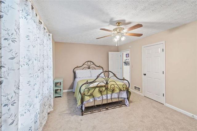 232 CLARKDELL Drive, Stockbridge, GA 30281