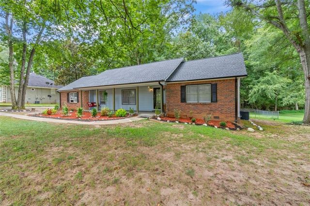 232 CLARKDELL Drive, Stockbridge, GA 30281