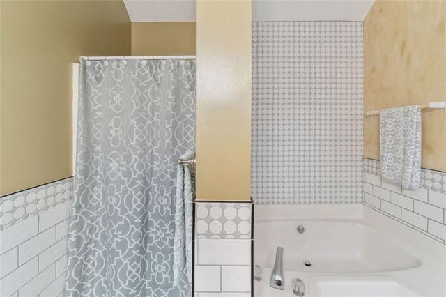 232 CLARKDELL Drive, Stockbridge, GA 30281