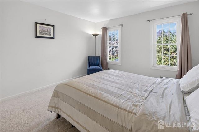 25 Kinglet Drive N, Plainsboro, NJ 08512